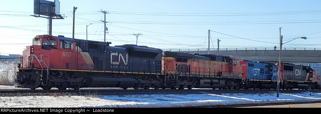 CN 8807 BNSF 5275 GTW 4622 CN 5408